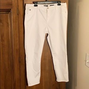 Curve appeal minimalist jegging chino- White